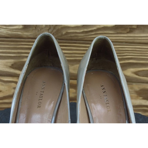 Ann Taylor Sz 7 M Brown Open Toe Wedge Synthetic - Picture 3 of 7